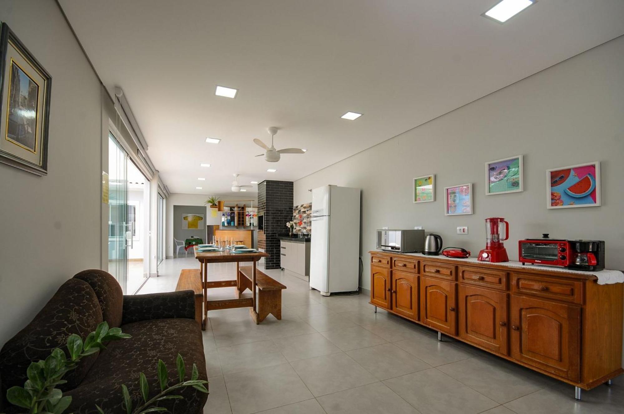 Holiday home 10 Hospedes - Piscina Agua Salgada - Cozinha Gourmet - 4 Quartos - 3 Banheiros - 2,1 Km Do Cataratas Jl Shopping Foz do Iguacu